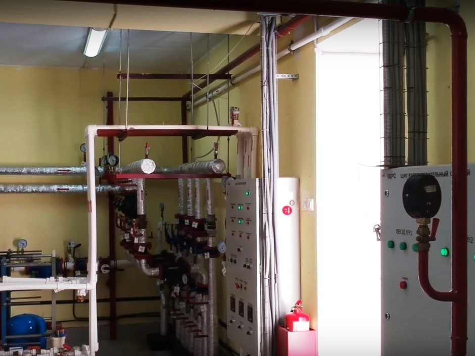 Крышная котельная изнутри Крышная котельная изнутри